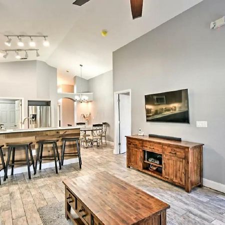 Mickeys Landing - Luxurious 4Br With 2 Master Suites, Privacy Fenced Pool & Hot Tub Bbq Game Rm 2 Miles To Disney! オーランド エクステリア 写真